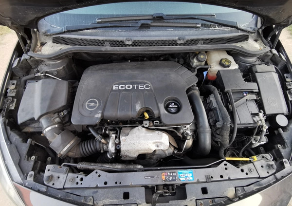 Opel Astra cena 17900 przebieg: 207000, rok produkcji 2014 z Łomża małe 172